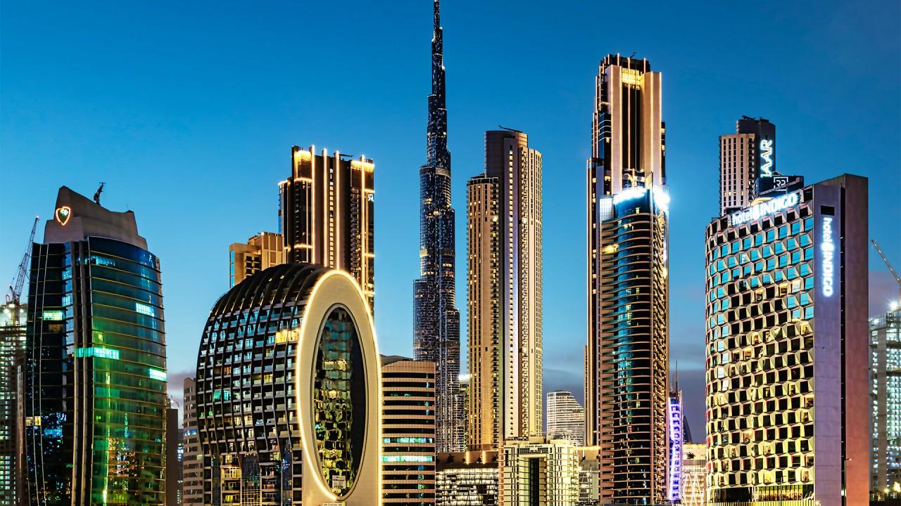 A Comprehensive Guide to Buying an Apartment in Dubai: Tips from Real Estate Experts