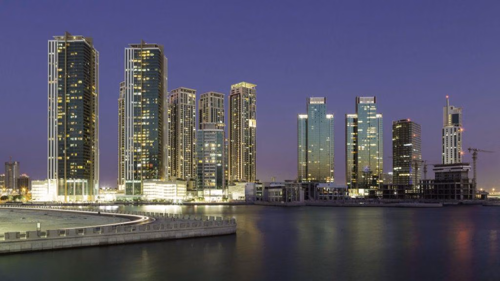 Luxury Properties on Marina Square