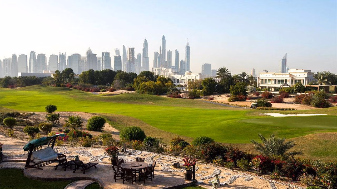Real Estate in Emirates Hills
