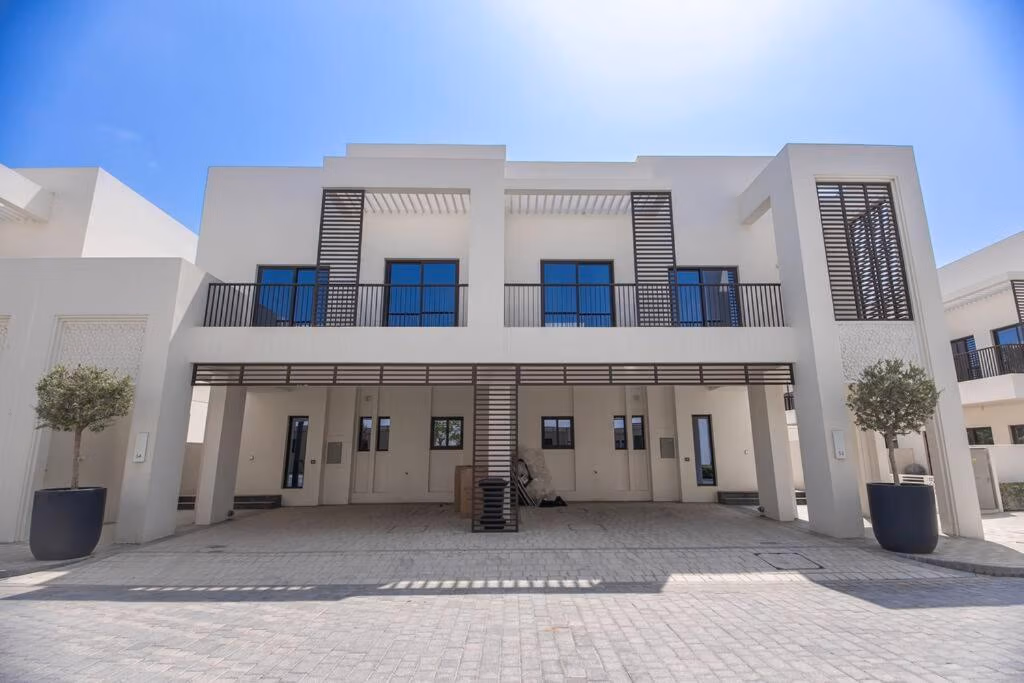 3 Bedroom Villas for sale in Abu Dhabi