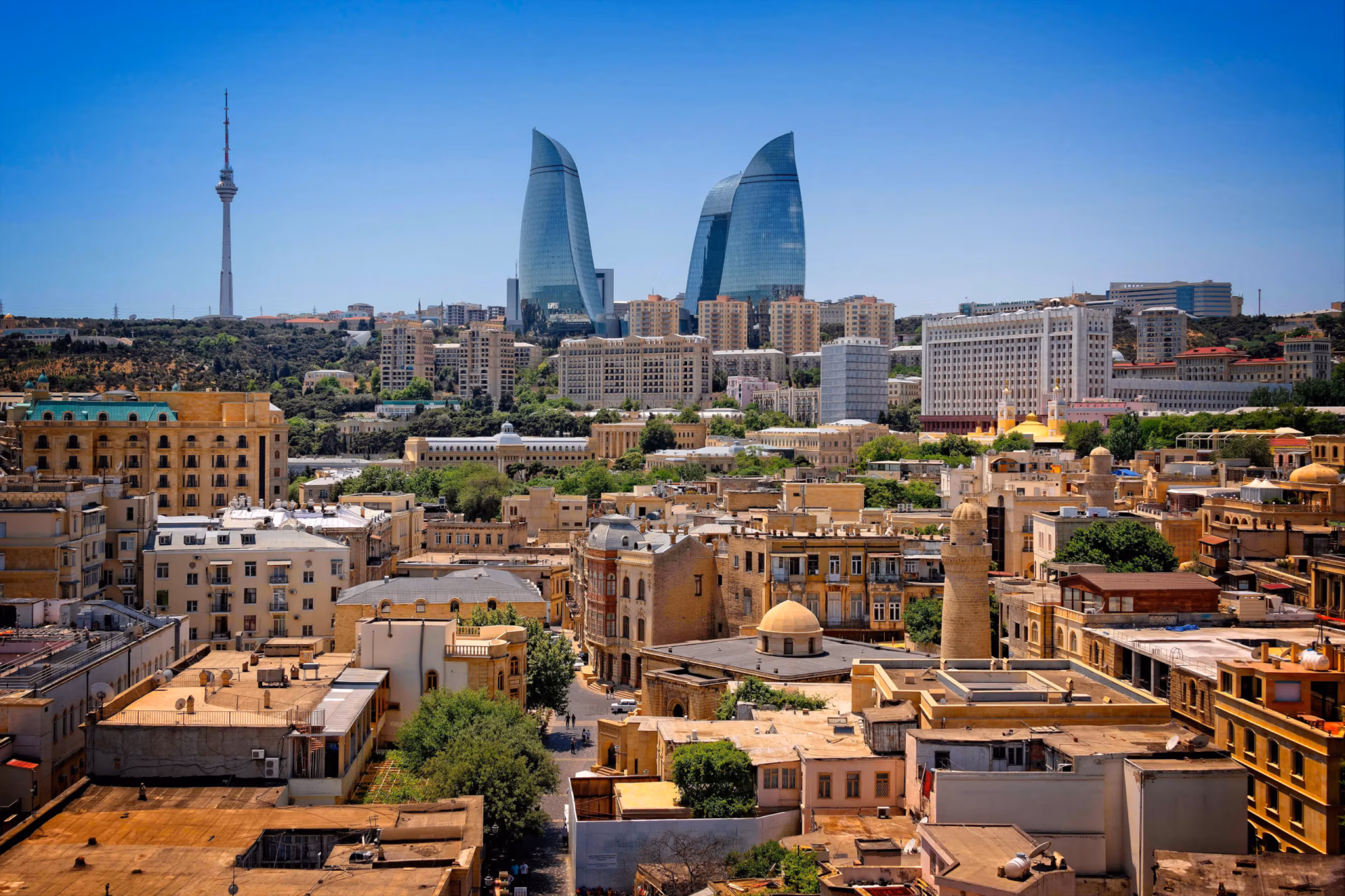 Al Zaeem UAE Property Show in Baku