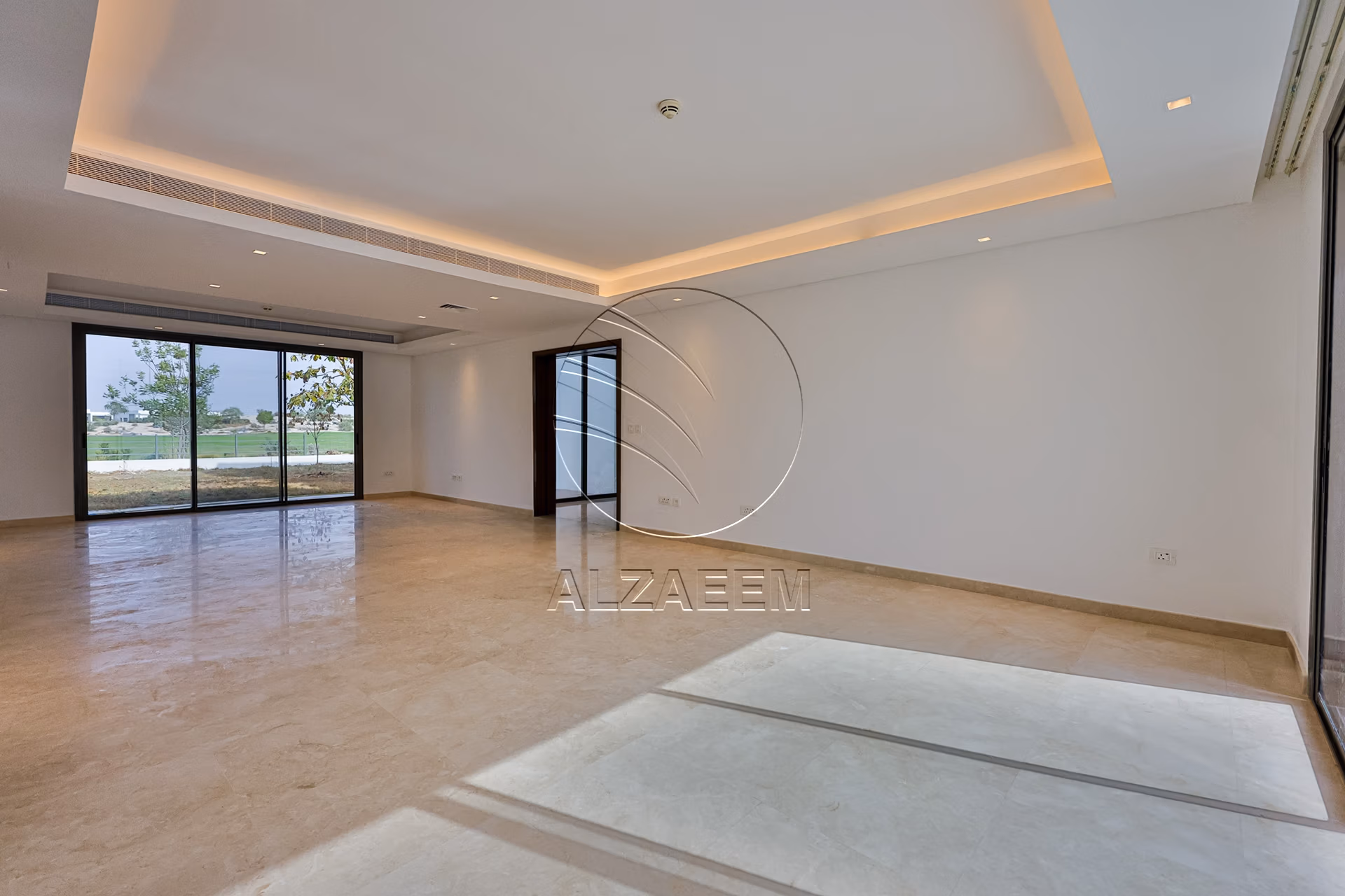 Full Golf Course View | Landscaped | 1047 Sqm Plot