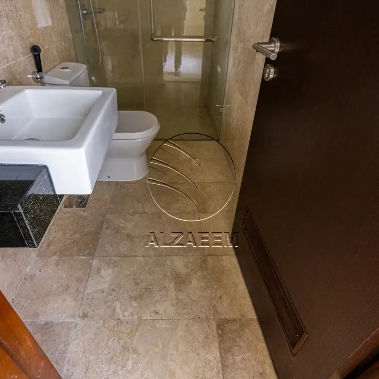 Hot Upcoming Unit | Mid Level | City Views