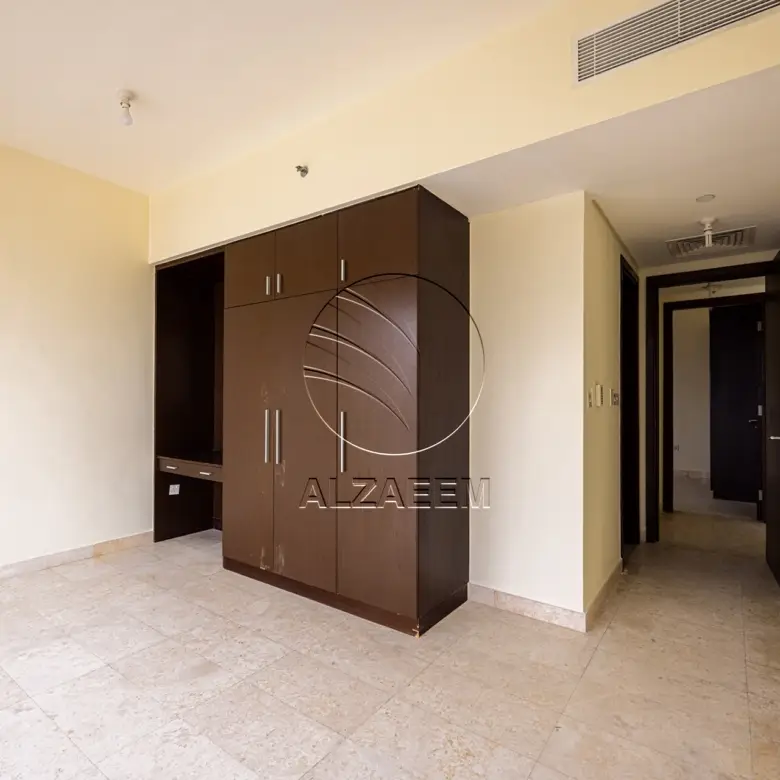 Hot Upcoming Unit | Mid Level | City Views