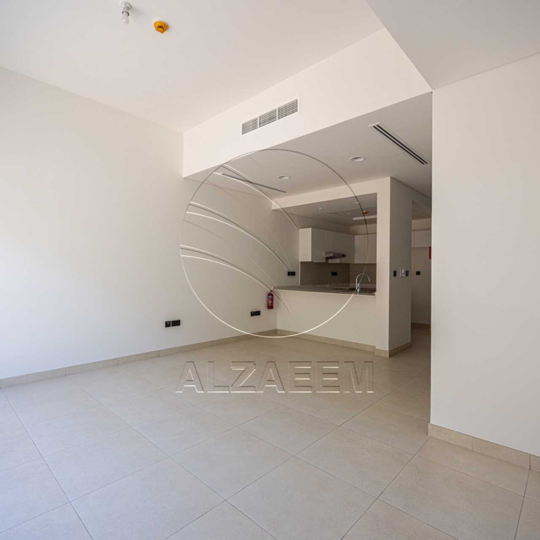 Single Row | Spacious 3BR TH | Prime Location