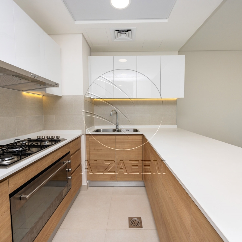Apartment for Rent in Radiant Viewz Towers, City of Lights. Corner 3BR | Pool and Partial Mangrove Views
