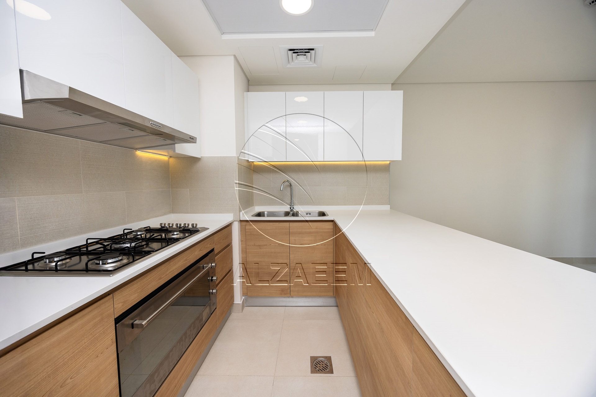 Apartment for Rent in Radiant Viewz Towers, City of Lights. Corner 3BR | Pool and Partial Mangrove Views