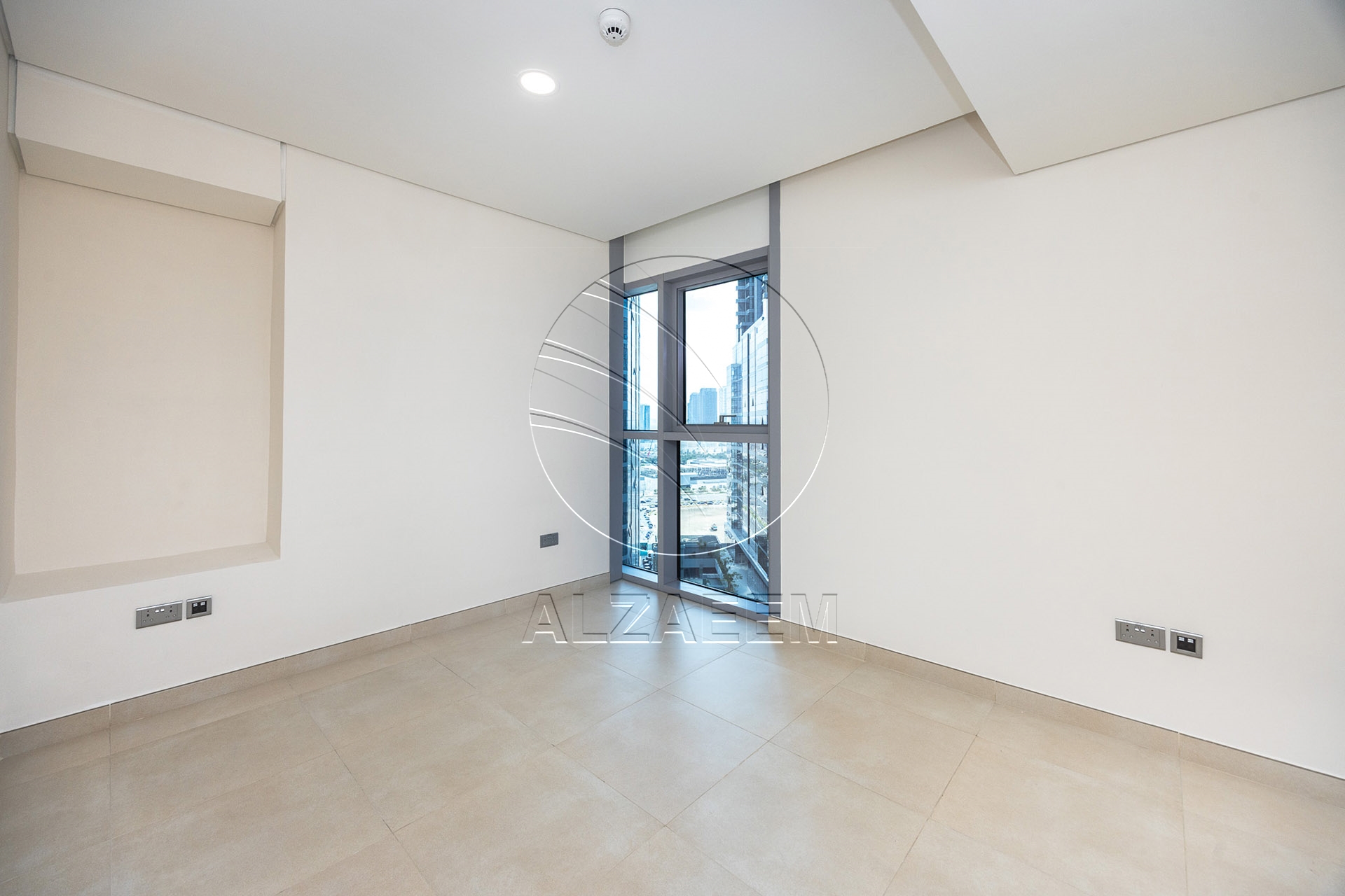 Apartment for Rent in Radiant Viewz Towers, City of Lights. Corner 3BR | Pool and Partial Mangrove Views