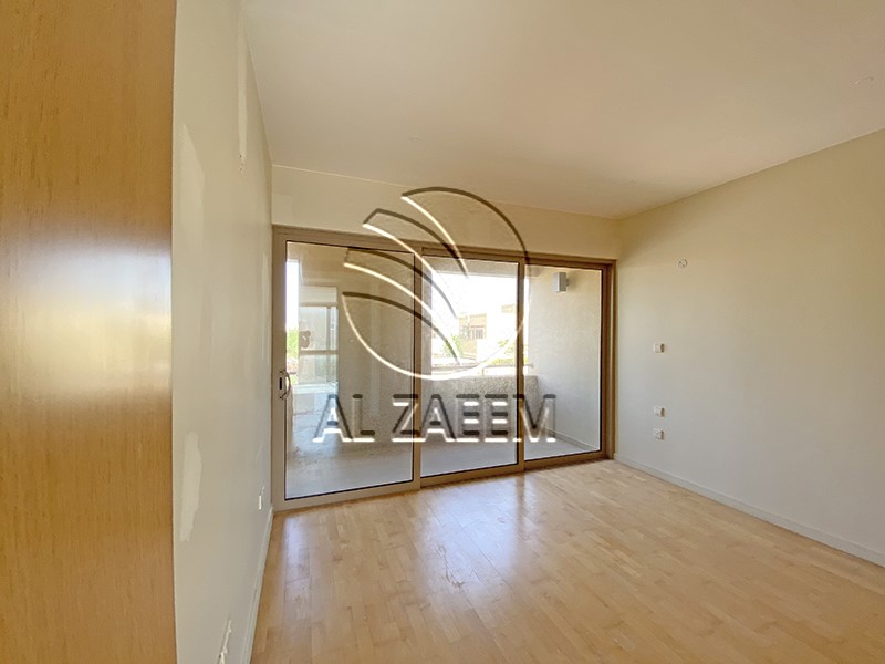 Single Row Rented Type A TH with Rent Refund. Giving residents a beautiful, comfortable and safe home
