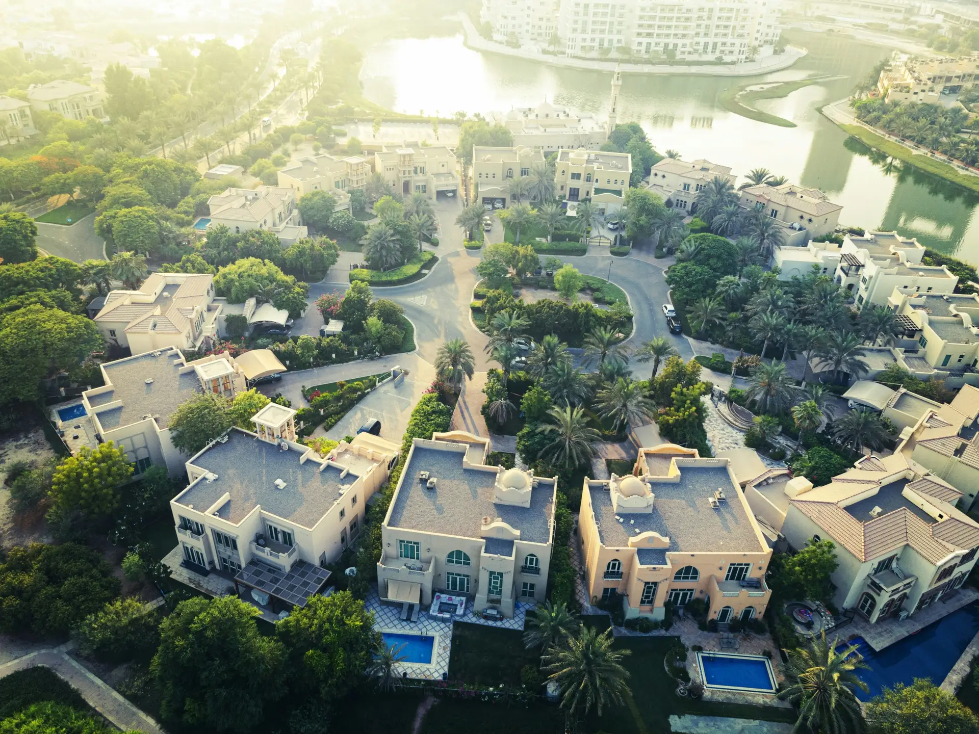 Foreign Ownership Laws in the UAE Real Estate Market scaled
