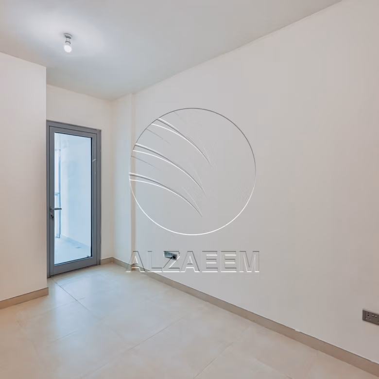 Stunning Canal View | High Floor | Great Location