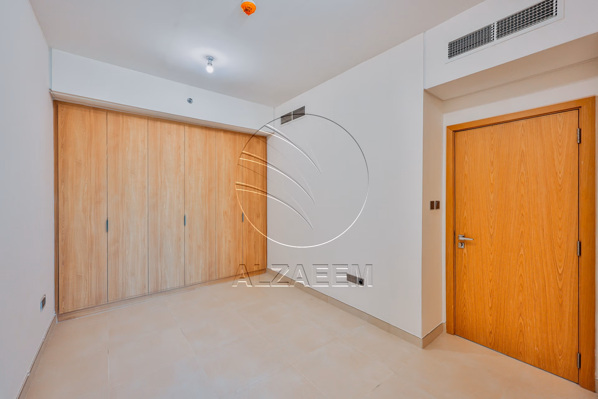 Stunning Canal View | High Floor | Great Location