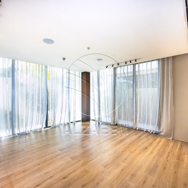 VACANT Single Row | Big Backyard | Up to 3 Payments