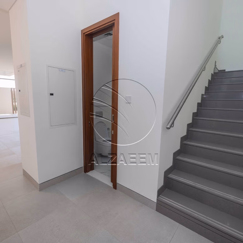 HOT | Corner Unit TH Near the Park