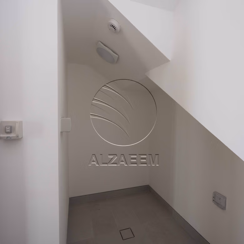 HOT | Corner Unit TH Near the Park