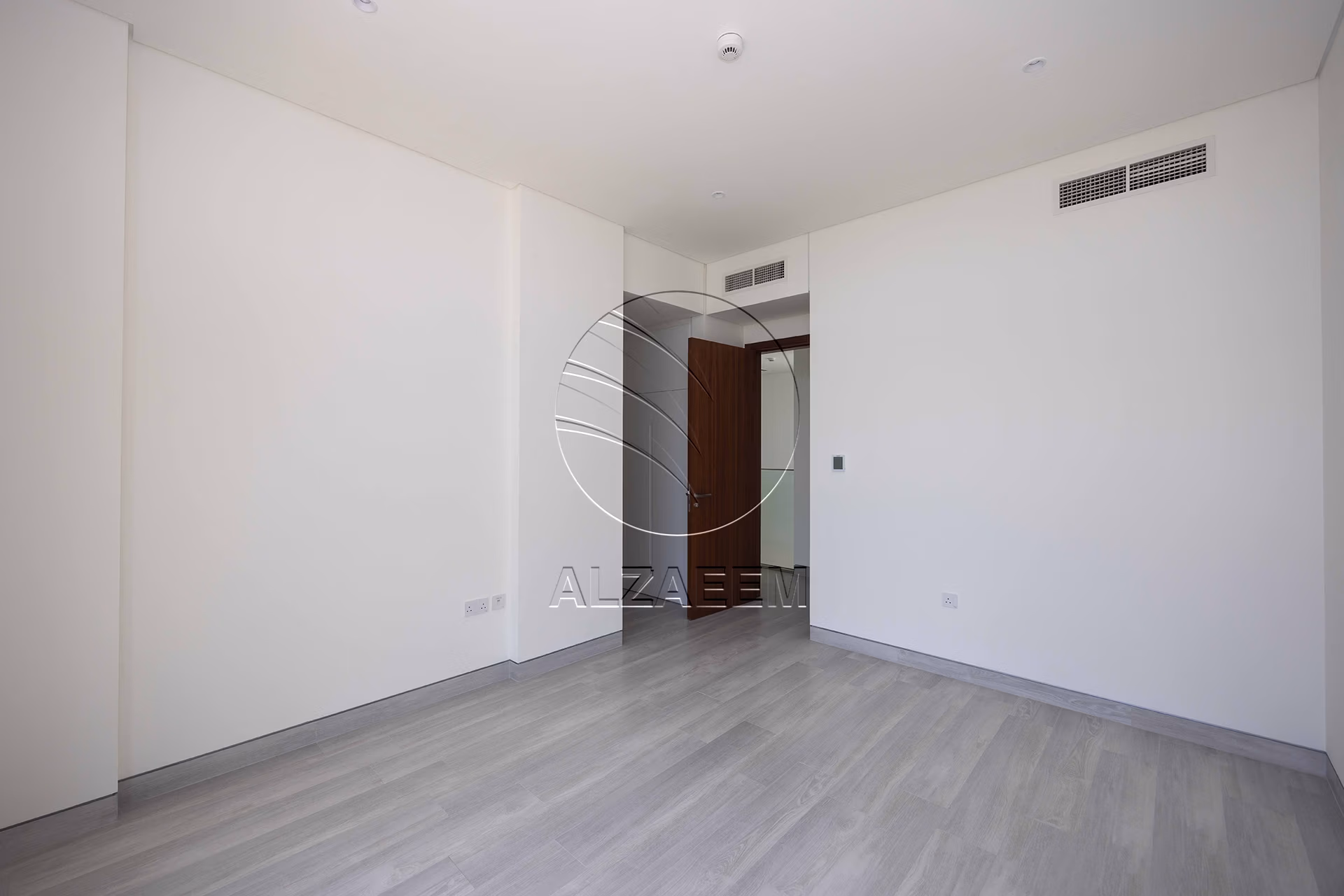 HOT | Corner Unit TH Near the Park