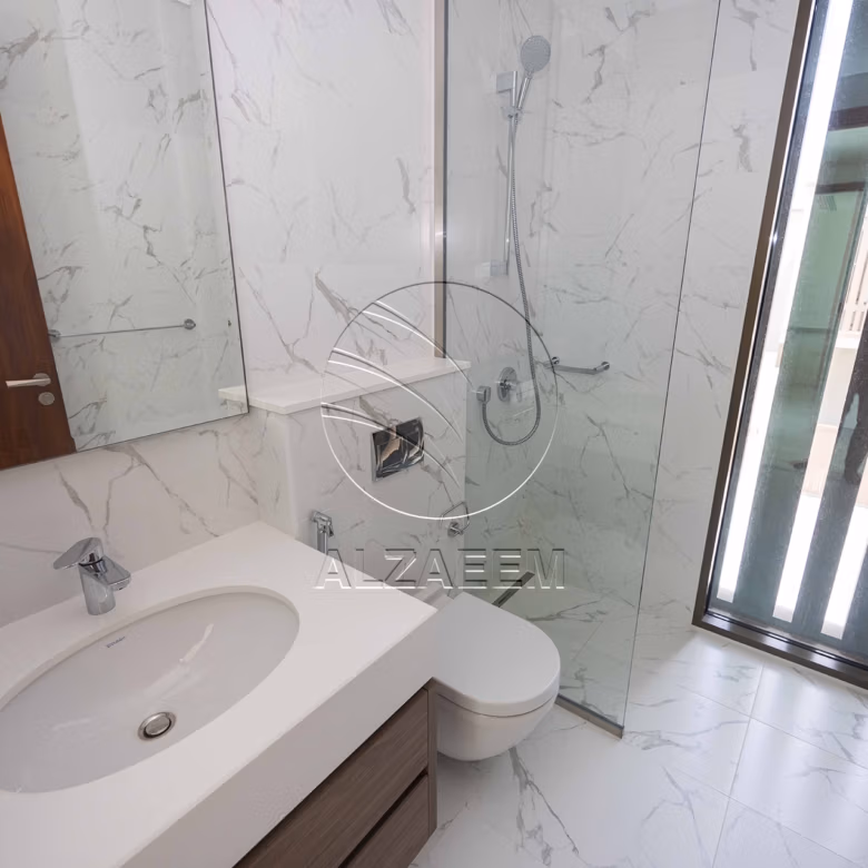 HOT | Corner Unit TH Near the Park