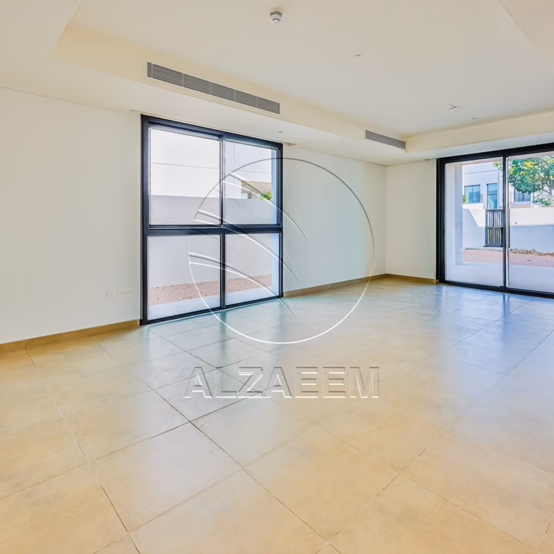 Single Row Semi Corner | Vacant | Near the Gate