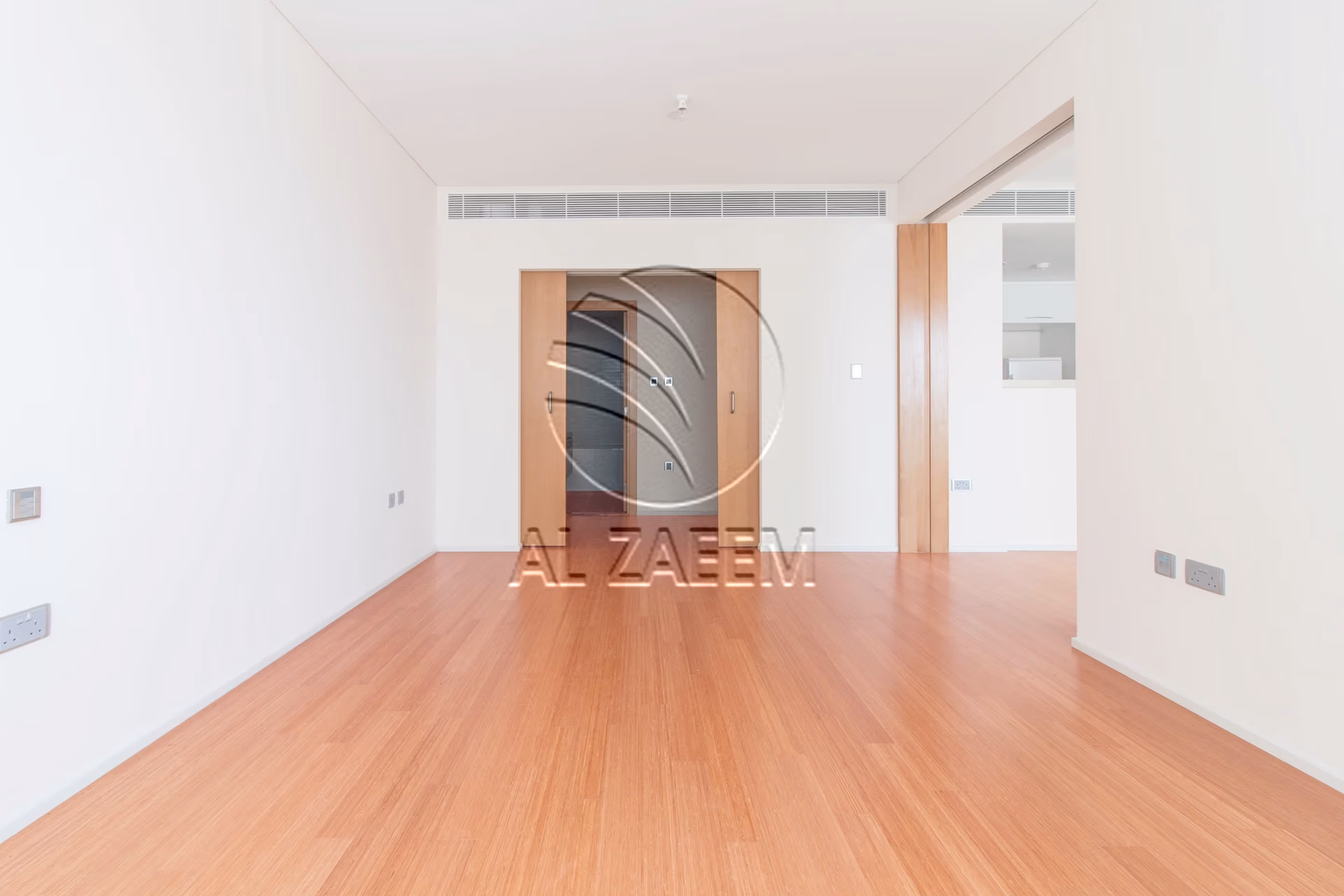 Exclusive and Upcoming | 4 Payments | Canal View
