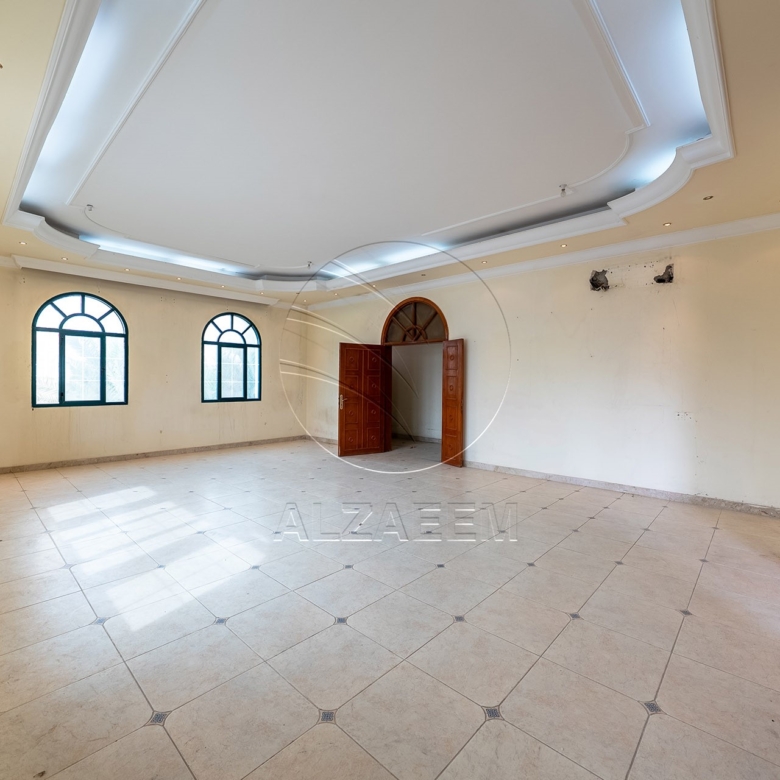 Stunning Villa | Ready for Occupancy | Huge Plot