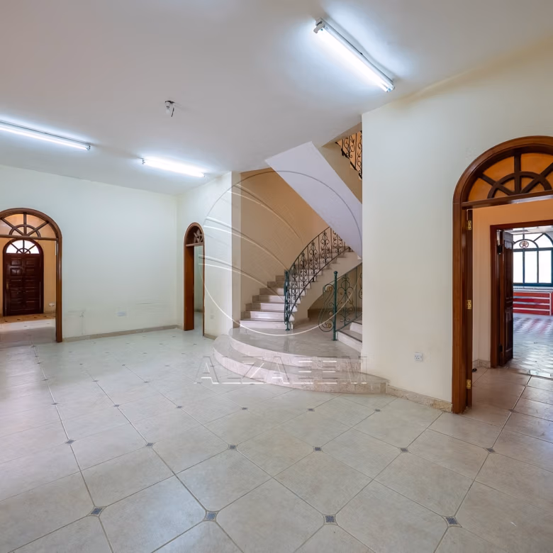 Stunning Villa | Ready for Occupancy | Huge Plot