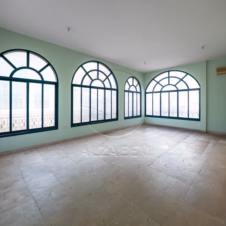 Stunning Villa | Ready for Occupancy | Huge Plot