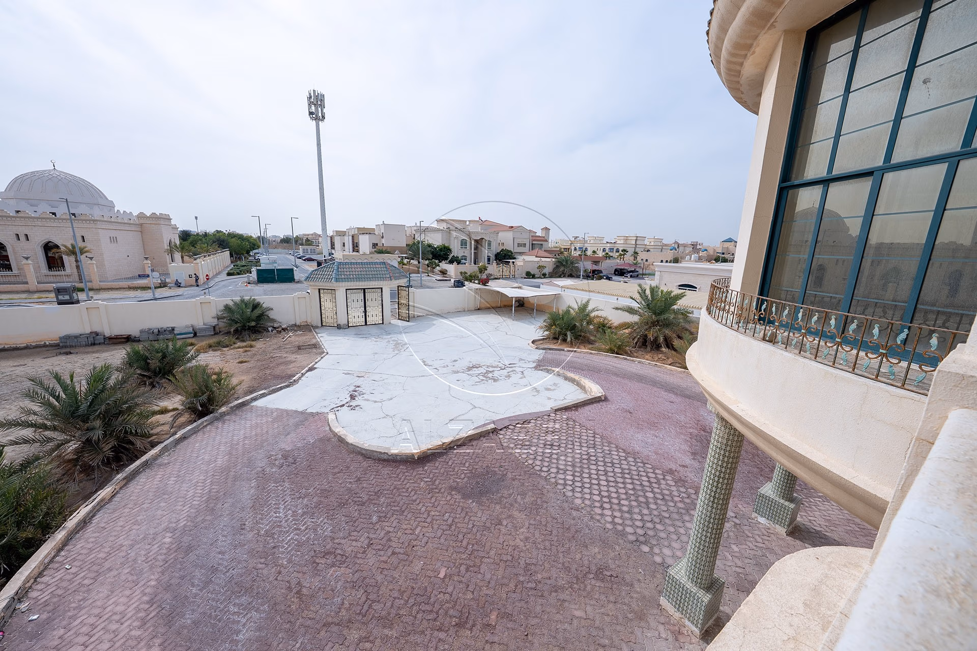 Stunning Villa | Ready for Occupancy | Huge Plot