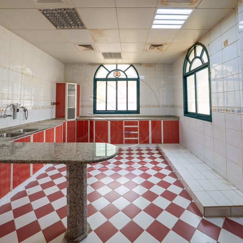 Stunning Villa | Ready for Occupancy | Huge Plotq