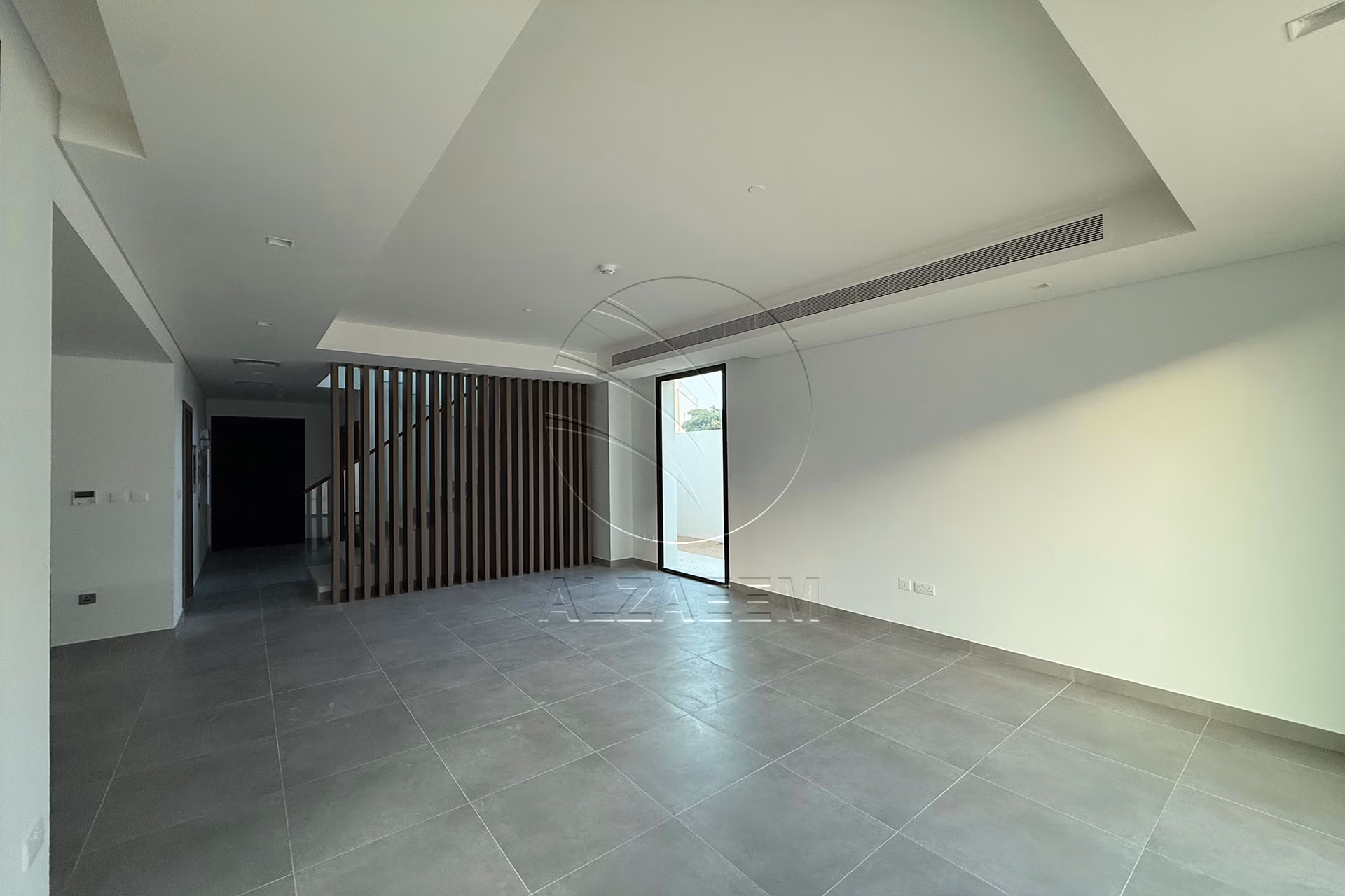 Double Row Corner | Duplex | Move-in Ready