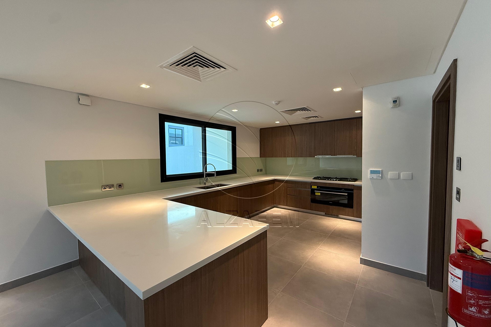 Double Row Corner | Duplex | Move-in Ready