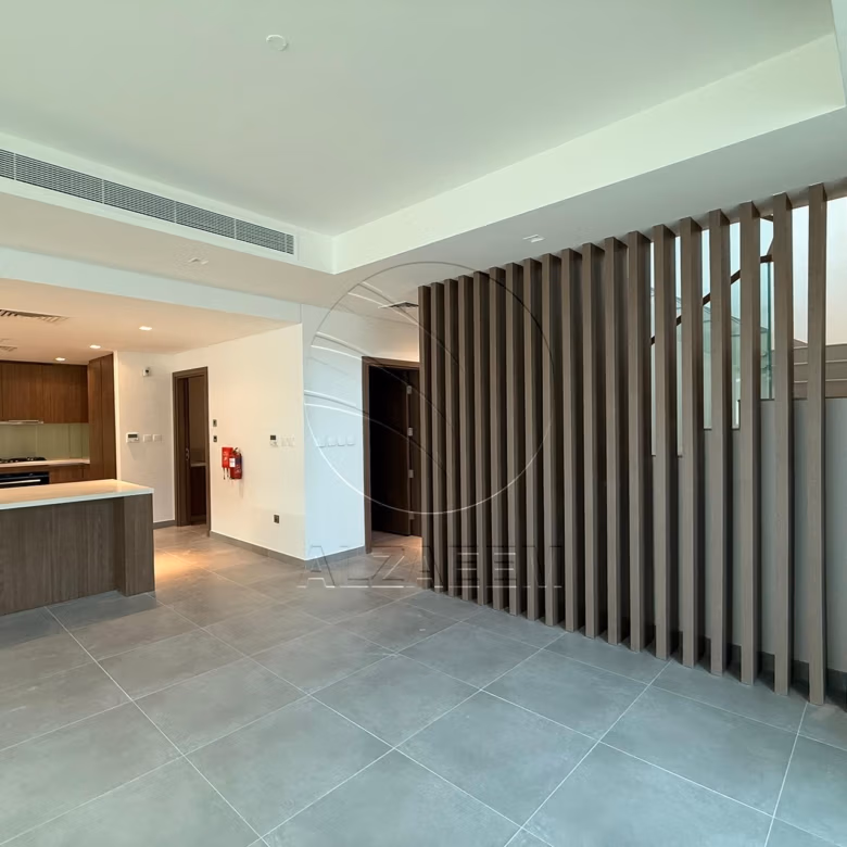 Double Row Corner | Duplex | Move-in Ready