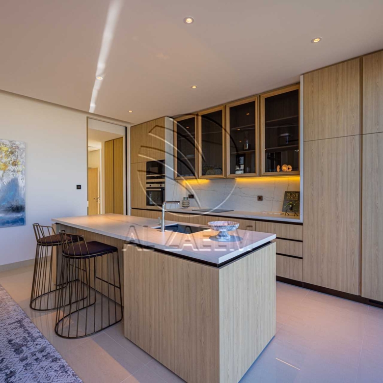 4BR - Double Row | Mid Unit - HIGH Ceiling - Villa for sale in Saadiyat Lagoons, Saadiyat Island