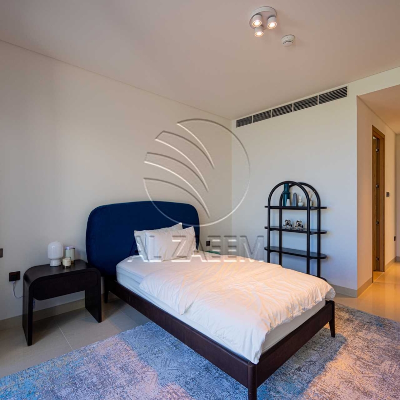 4BR - Double Row | Mid Unit - HIGH Ceiling - Villa for sale in Saadiyat Lagoons, Saadiyat Island