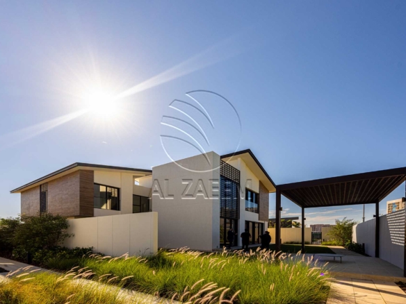 4BR - Double Row | Mid Unit - HIGH Ceiling - Villa for sale in Saadiyat Lagoons, Saadiyat Island