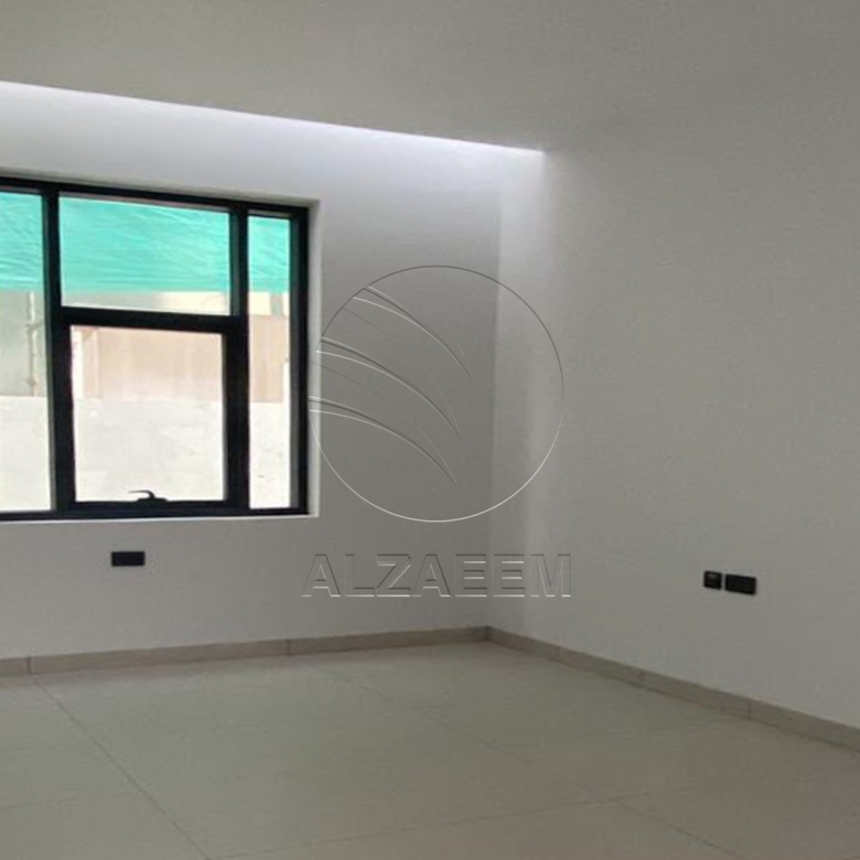 √ Landscaped Area | 6 Masters | Modern Finishing √