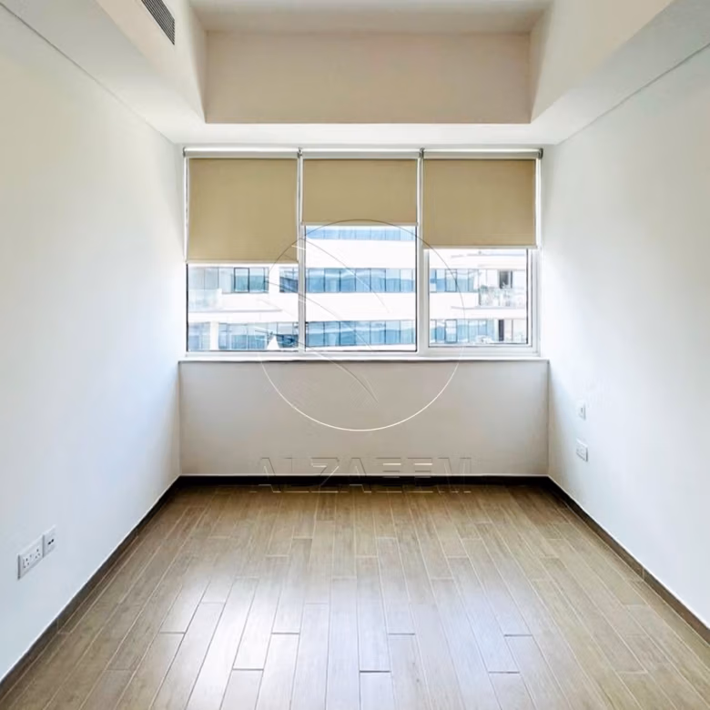 VACANT | High Floor | Partial Sea and Golf view