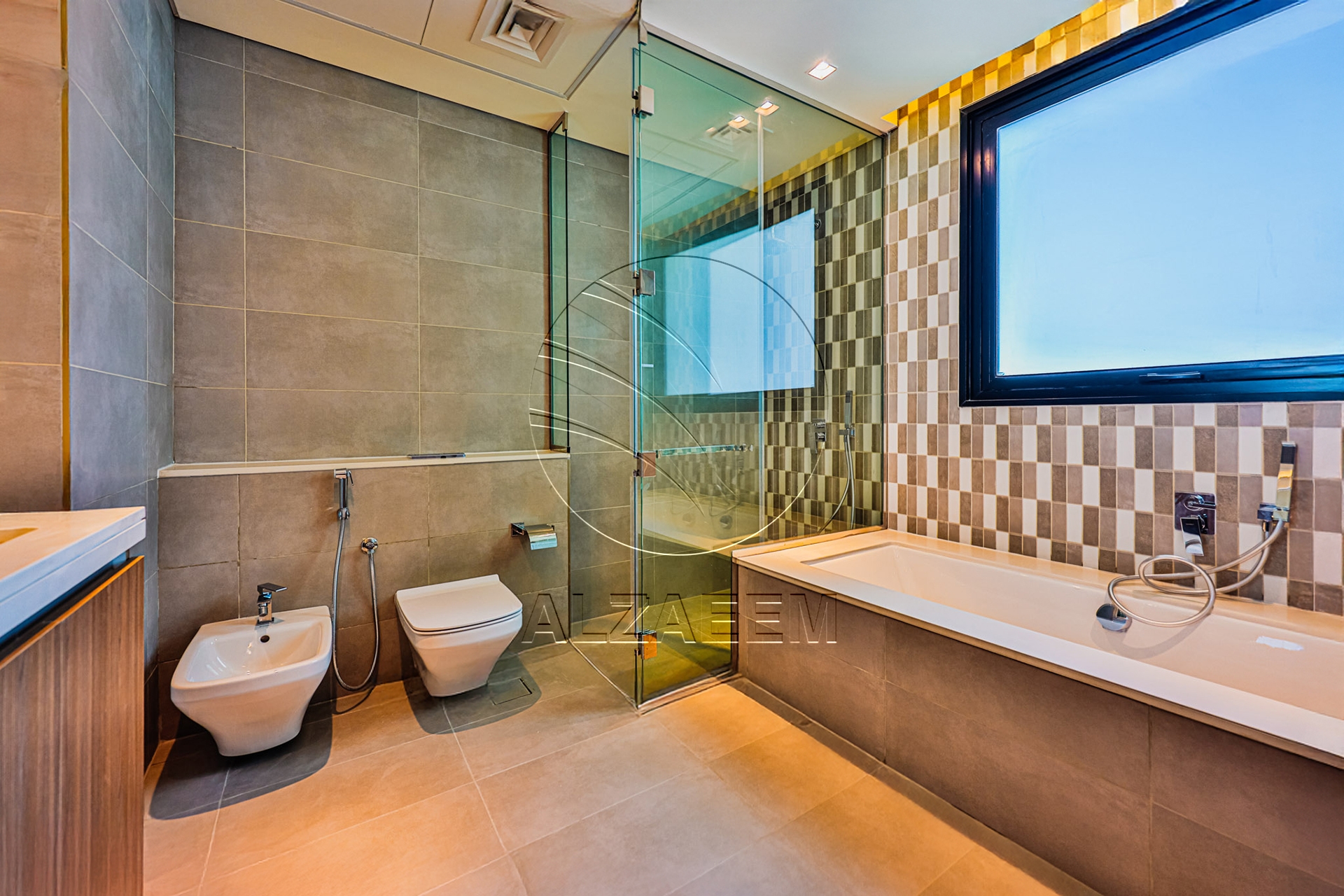 HOT! Single Row – Mid Unit | VACANT