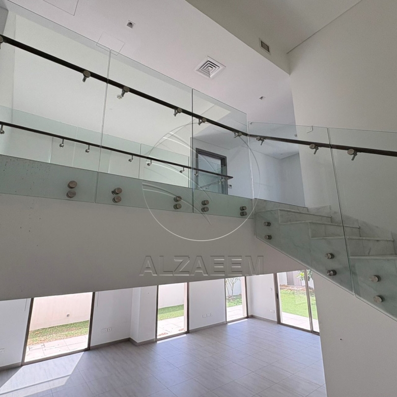 Single Row Corner | Ready to Move | PRIME LOCATION