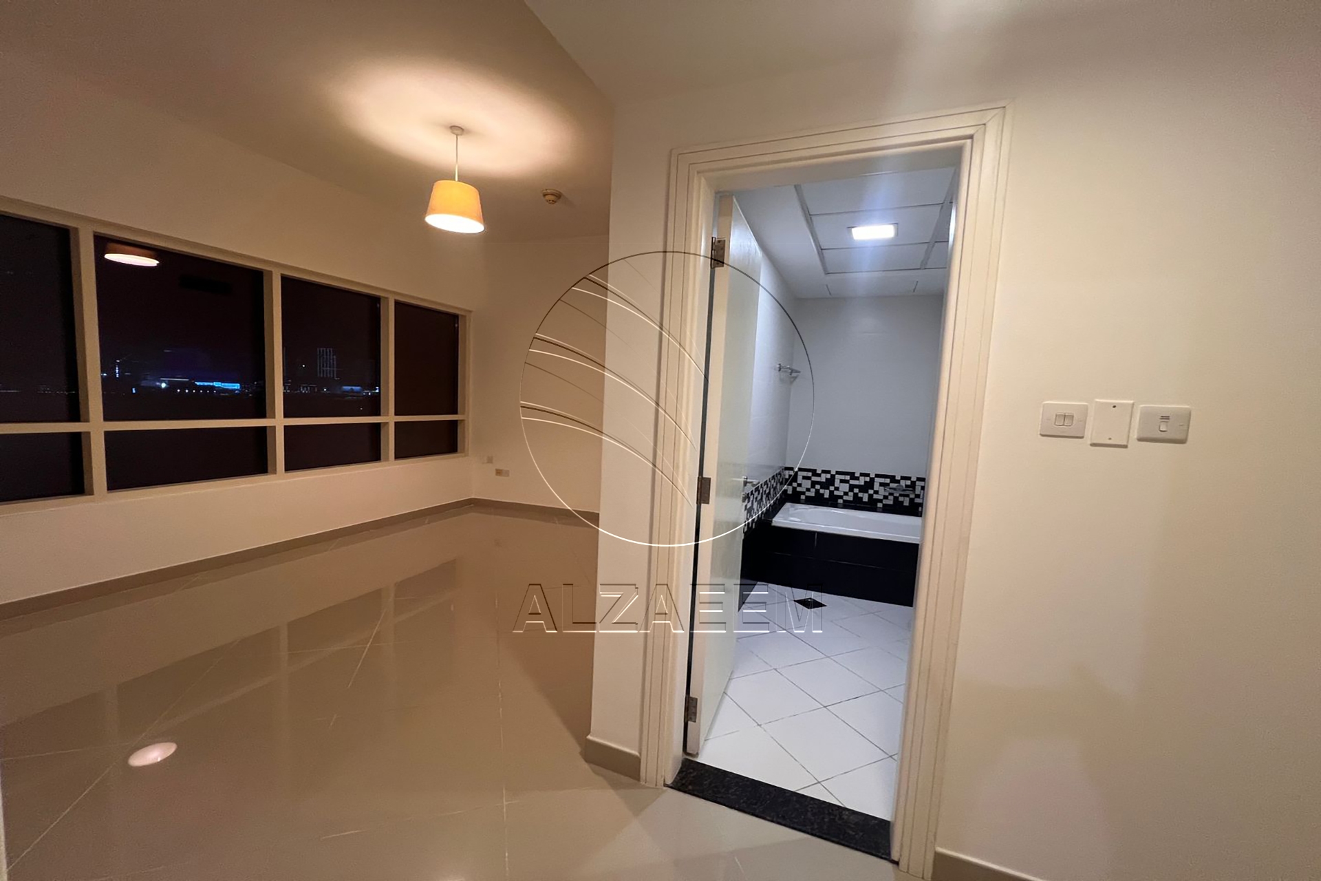 √Mid Level | Vacant | Big Balcony√