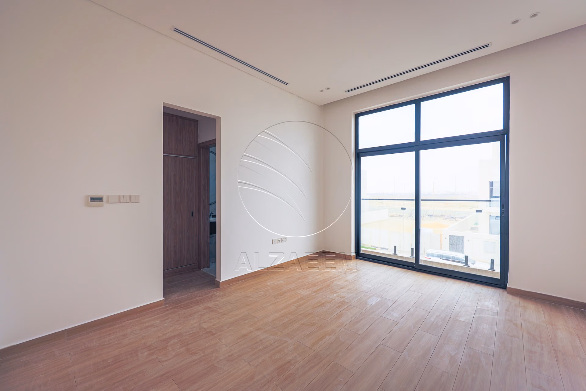 Corner | High Quality Finishing| High Ceiling