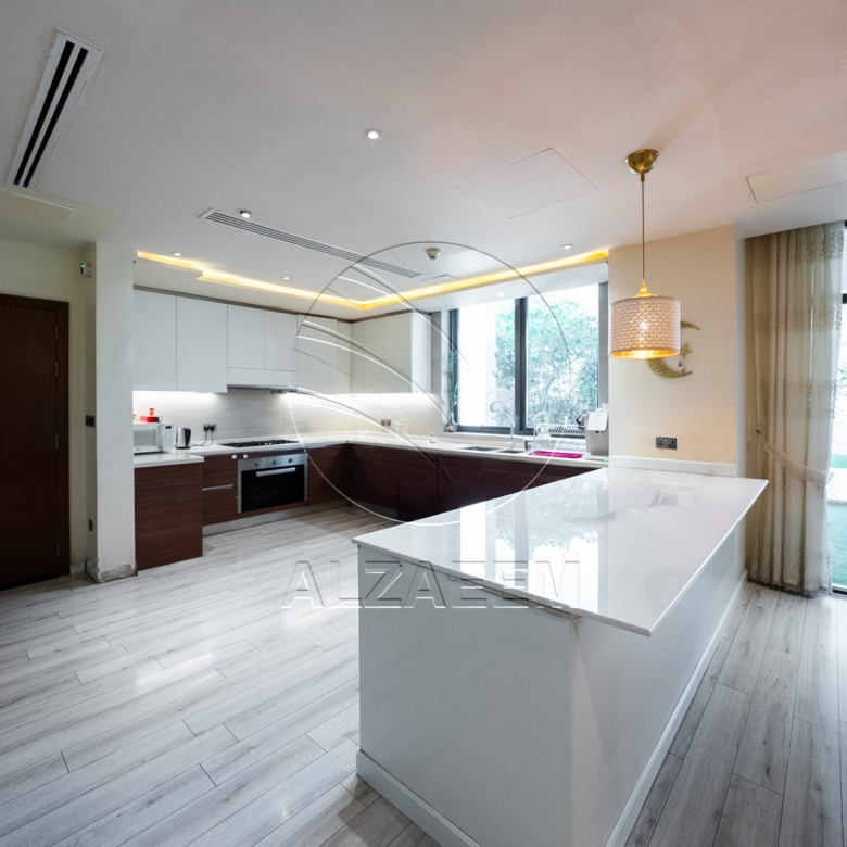 VIP | Upgraded Villa | Corner Single Row | Jacuzzi