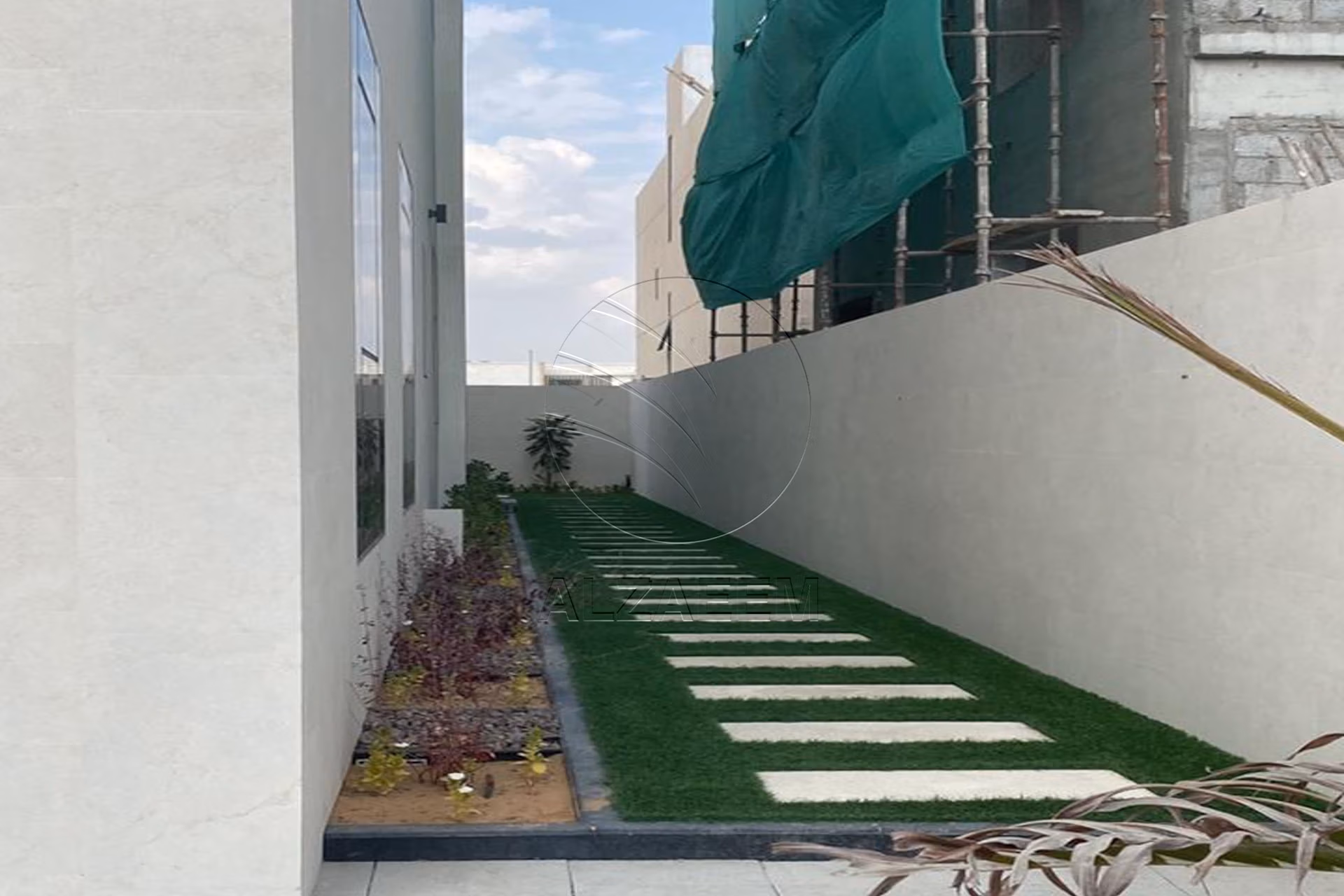 √ Landscaped Area | 6 Masters | Modern Finishing √