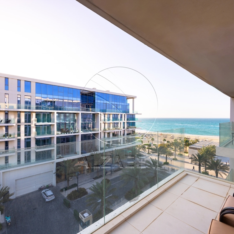 Fully Furnished | Stunning Sea View |2BR+M+Storage