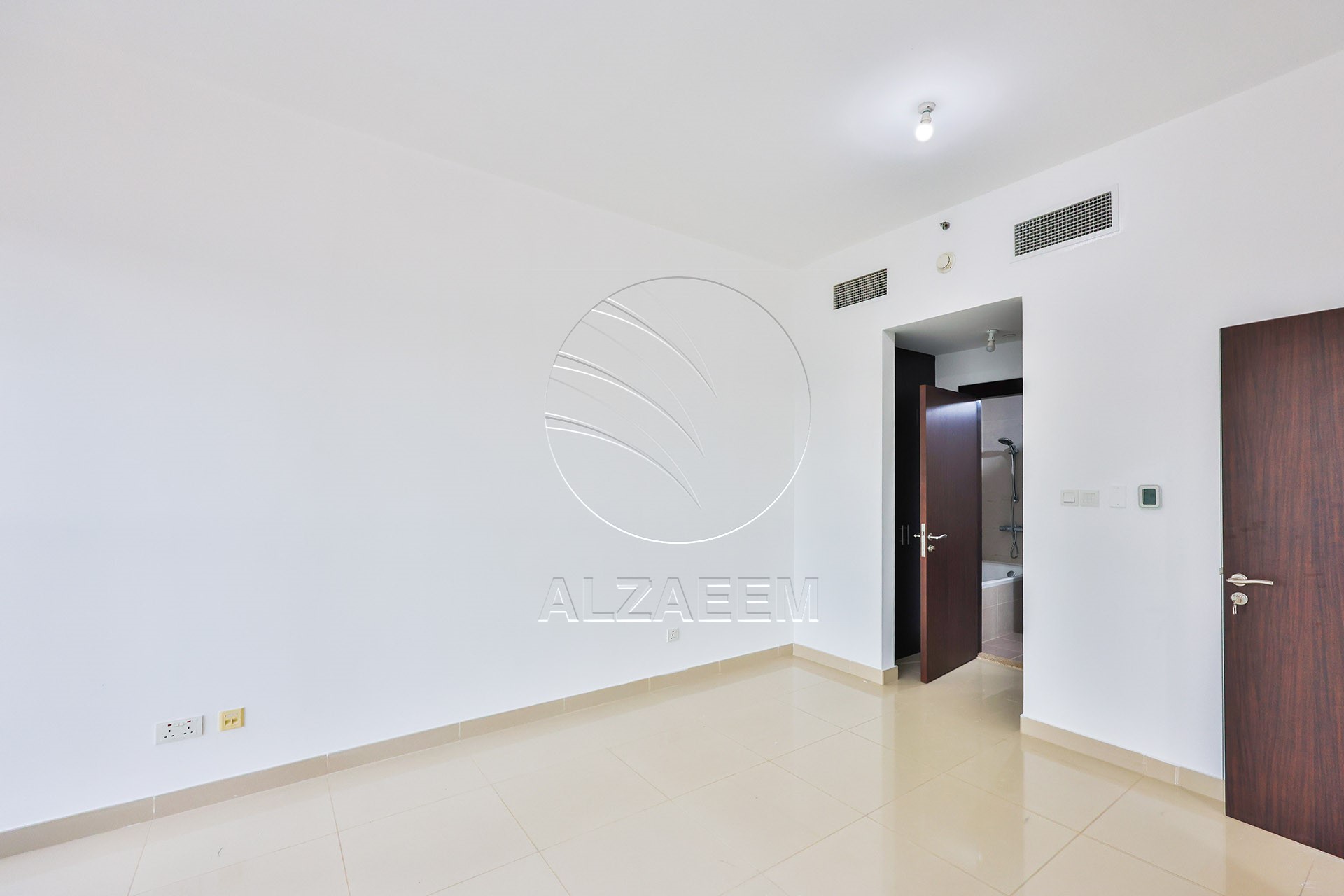 VACANT | 2 Payments | Urban View