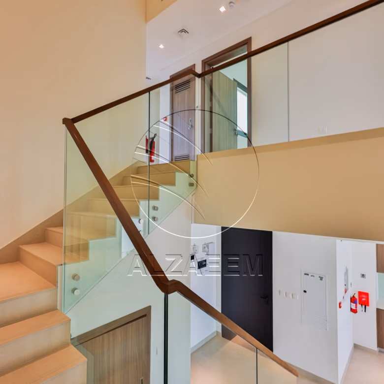 √Corner Single Row! Biggest 2BR Plot in Yas Acres√