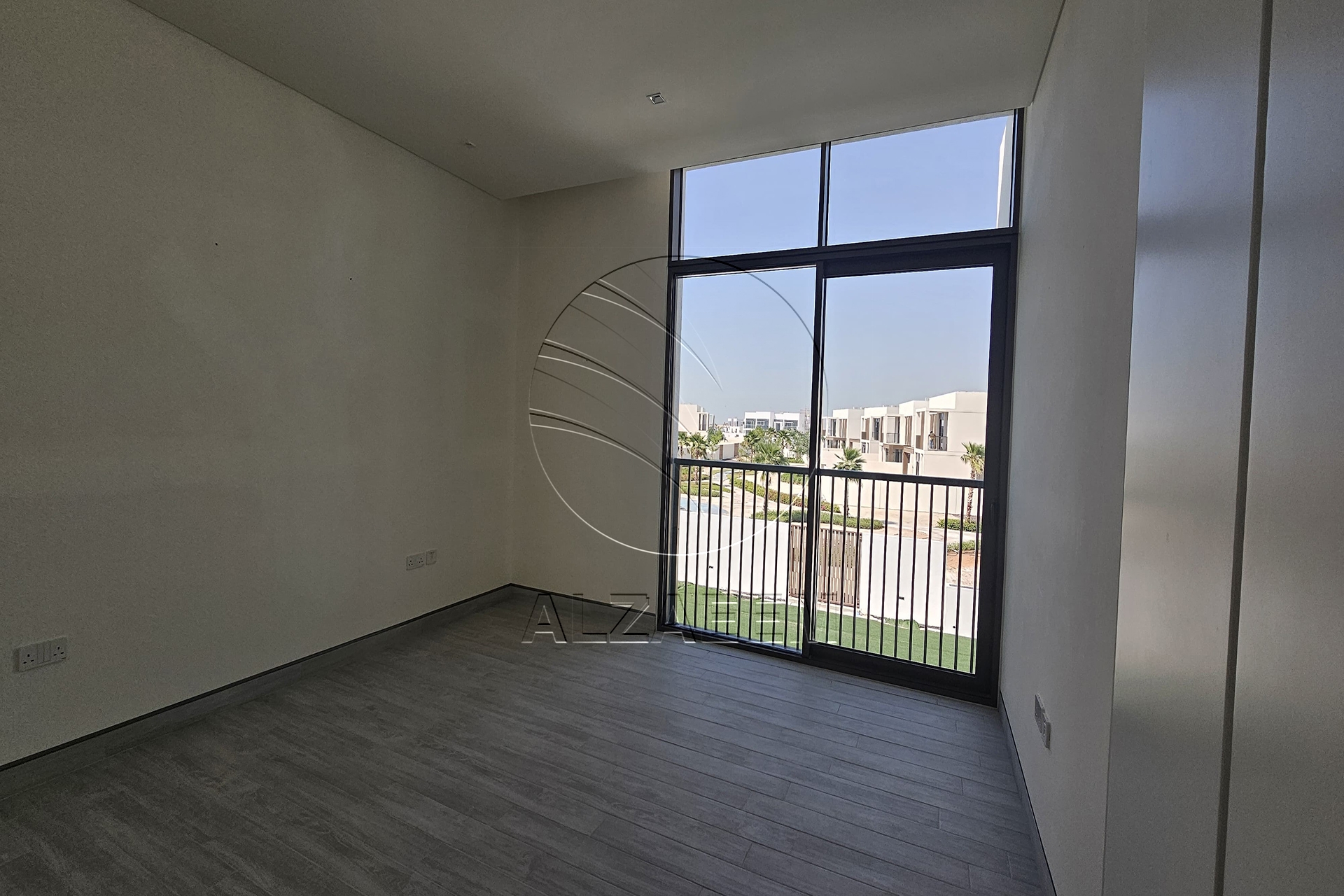 Stunning Location | 4BR+M+D | Vacant Soon!