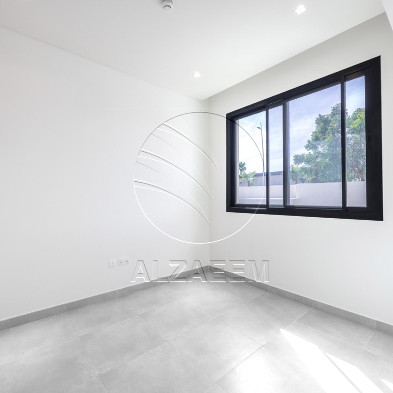 Single Row Near Golf Course | Type X | VACANT