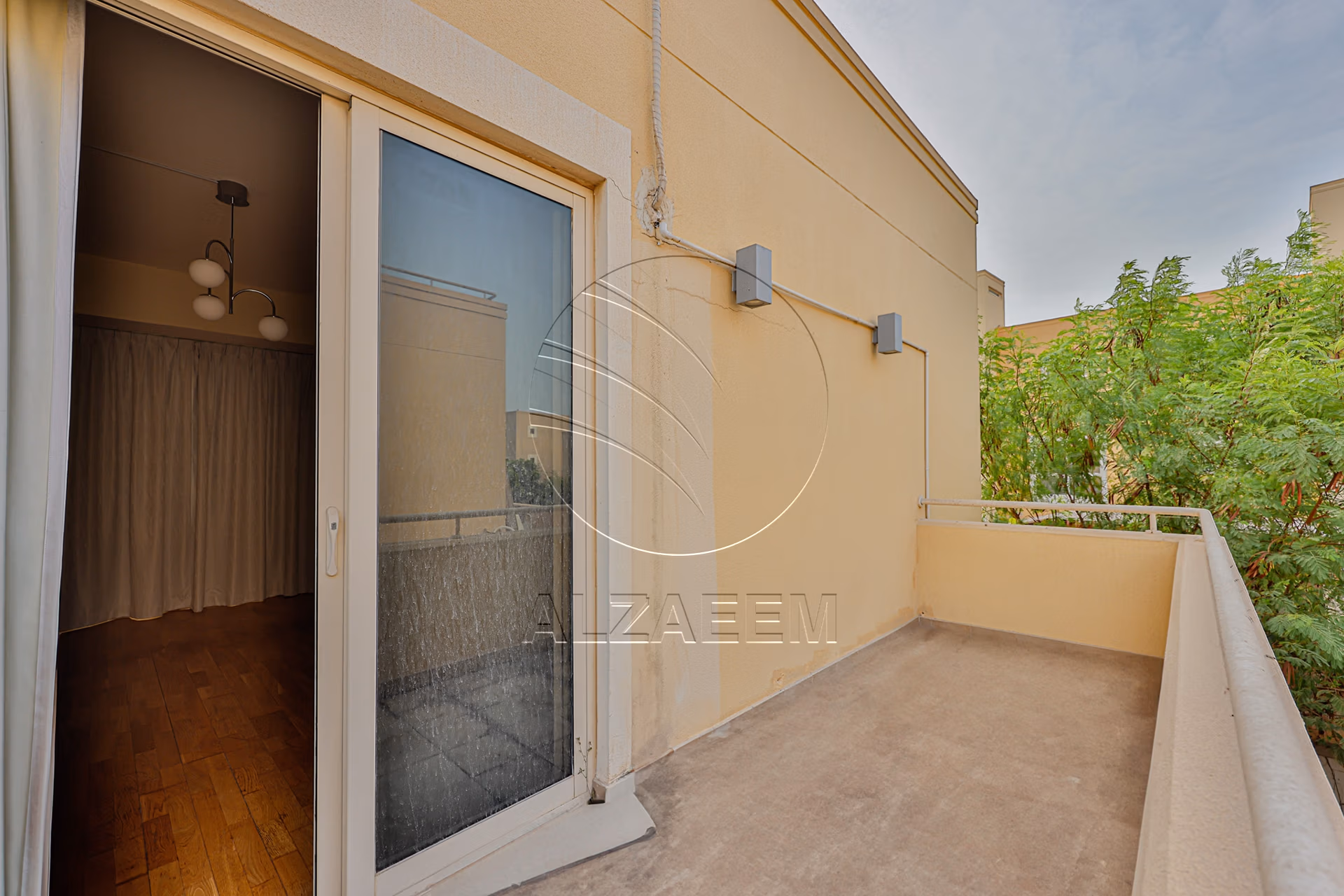 √ Private Pool | Type A | Tenanted | CORNER √