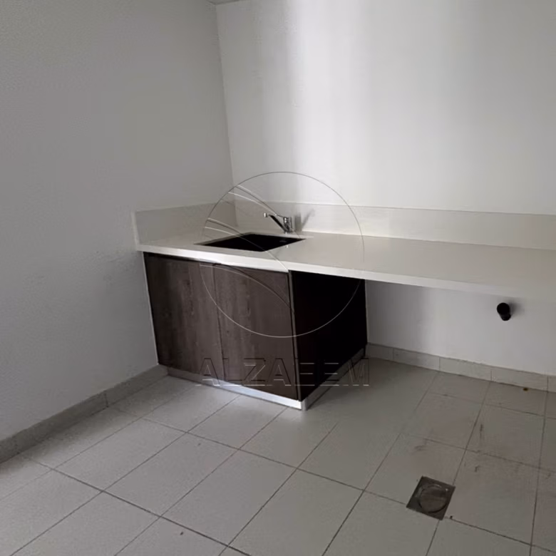 Single Row Corner | Ready to Move | PRIME LOCATION