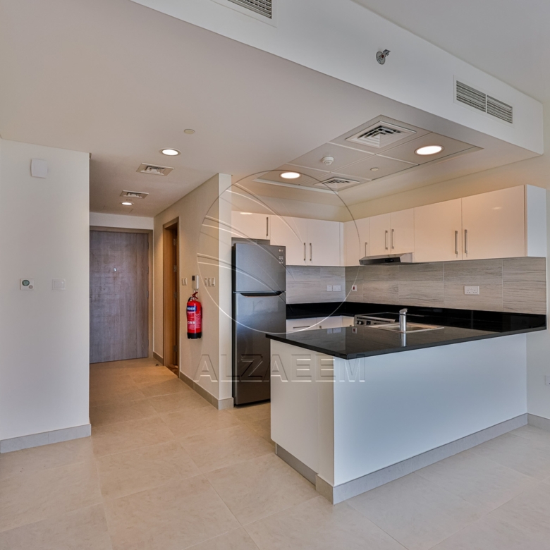 High Level + Exclusive! White Goods+ Nice Views